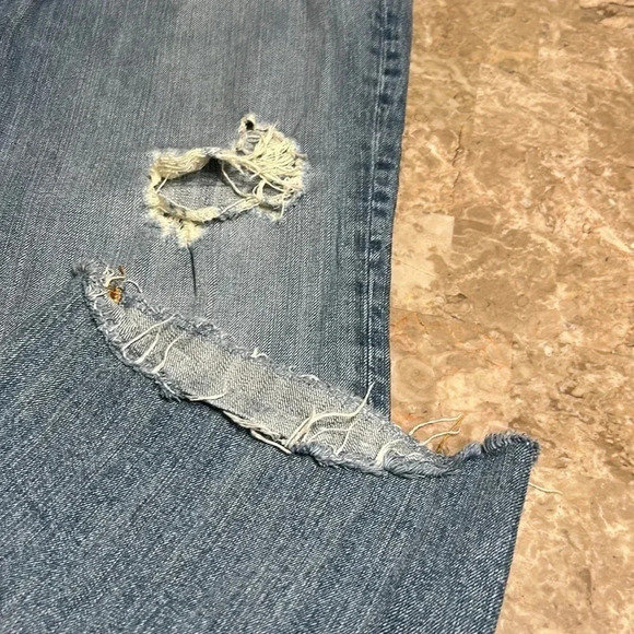 7 for all mankind woman sz 22 blue distressed cropped,floral embroidery,fray hem - Picture 6 of 15